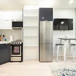 317-4C New Modern 1Br W&D Walk To Central Park