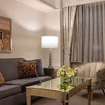 Warwick Hotel