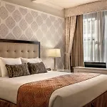 Warwick Hotel 4*