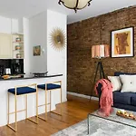 26-3b 1br Prime Gramercy Wd In Unit Courtyard *
