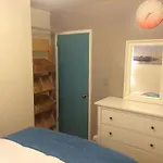 Nyc Two-Bedroom Apartment, Next To Subway