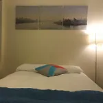 Nyc Two-Bedroom Apartment, Next To Subway
