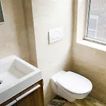 Un Place Apartment