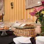 Adria And Conference Center Hotel