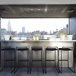 Alameda, Highline Hotel New York
