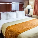 Travelodge By Wyndham Queens