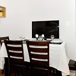 Columbus Circle 3 Bedroom Apartment