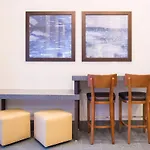 Manhattan 6th Ave - Chelsea By Ihg Hotel