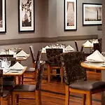Laguardia Airport Marriott 4* New York