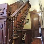 Brownstone Loft 30 Day Bookings