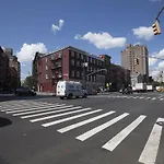 Ny 4Th Street
