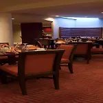 Hotel Lic Manhattan View 3*