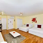 Midtown Studios Near Central Park