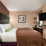 Howard Johnson Soho Hotel