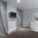 Apartment 5th Ave *