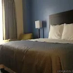 Hotel Days & By Wyndham Ozone Park/jfk Airport 2*