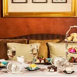 Hotel Plaza Athenee 5*