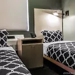 Essence Hotel 3*