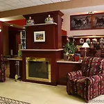 Hampton & Staten Island Hotel