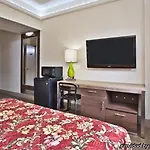 Brooklyn Motor Hotel 2*