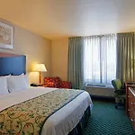 Fairfield By Marriott Jfk Airport 3* New York