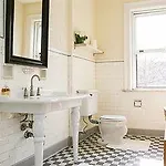 Lefferts Manor Bed & Breakfast New York