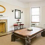 Lefferts Manor Bed & Breakfast