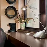 Howard Johnson Soho Hotel