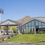 Western Queens Court Hotel