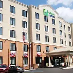 Country & By Radisson, Staten Island Hotel