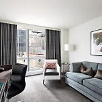 48lex Hotel