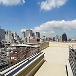 Comfort Manhattan Bridge Hotel 3*