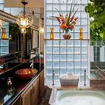 The International Cozy Hotel 3*