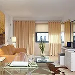 Eastgate Tower Hotel 3*