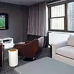 Eastgate Tower Hotel New York