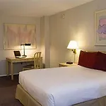 Eastgate Tower Hotel New York