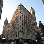Hotel Ace 4*