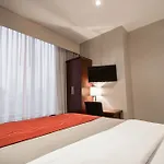 Hotel Comfort Manhattan Bridge 3*