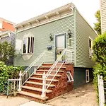 Astoria Apartment