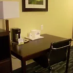 Days & By Wyndham Ozone Park/jfk Airport Hotel New York