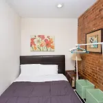 Amazing 2 Bedrooms At Theater District