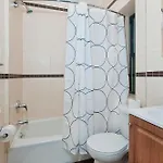 Cozy Two Bedrooms Near Times Sq - Nyc