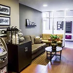 Hotel Cresthaven Jamaica-jfk 2*