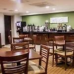 Cresthaven Jamaica-jfk