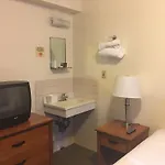 Hotel Seafarers International House 2*