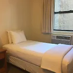 Hotel Seafarers International House New York