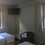 Hotel Seafarers International House 2*