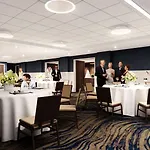 Hilton Brooklyn - Newly Renovated 4*