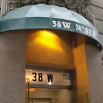 Midtown Manhattan Apartment