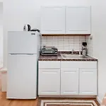 Two Bedroom Apartment Park Ave - Midtown East